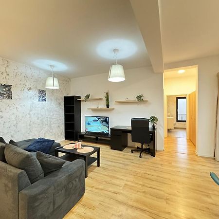 Glam Apartments Lipatti Near Iulius Mall And City Center Timişoara Extérieur photo